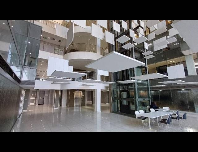 BUSINESS PROPERTY TO RENT IN DIE HOEWES